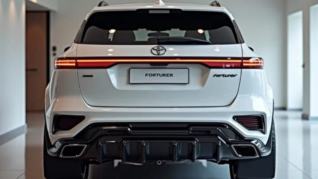 Toyota Fortuner Launch 2025 – 500Nm Diesel Torque, 204PS Powertrain & Premium 4×4 Off-Road SUV at Just ₹9,500!